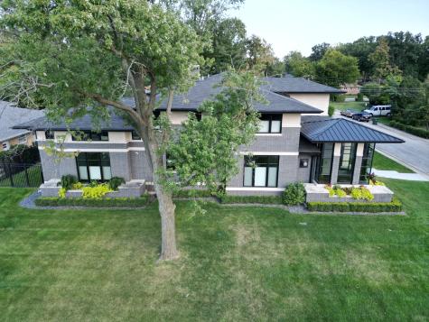 6505 North Knox Avenue Lincolnwood IL 60645