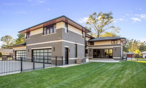 6505 North Knox Avenue Lincolnwood IL 60645