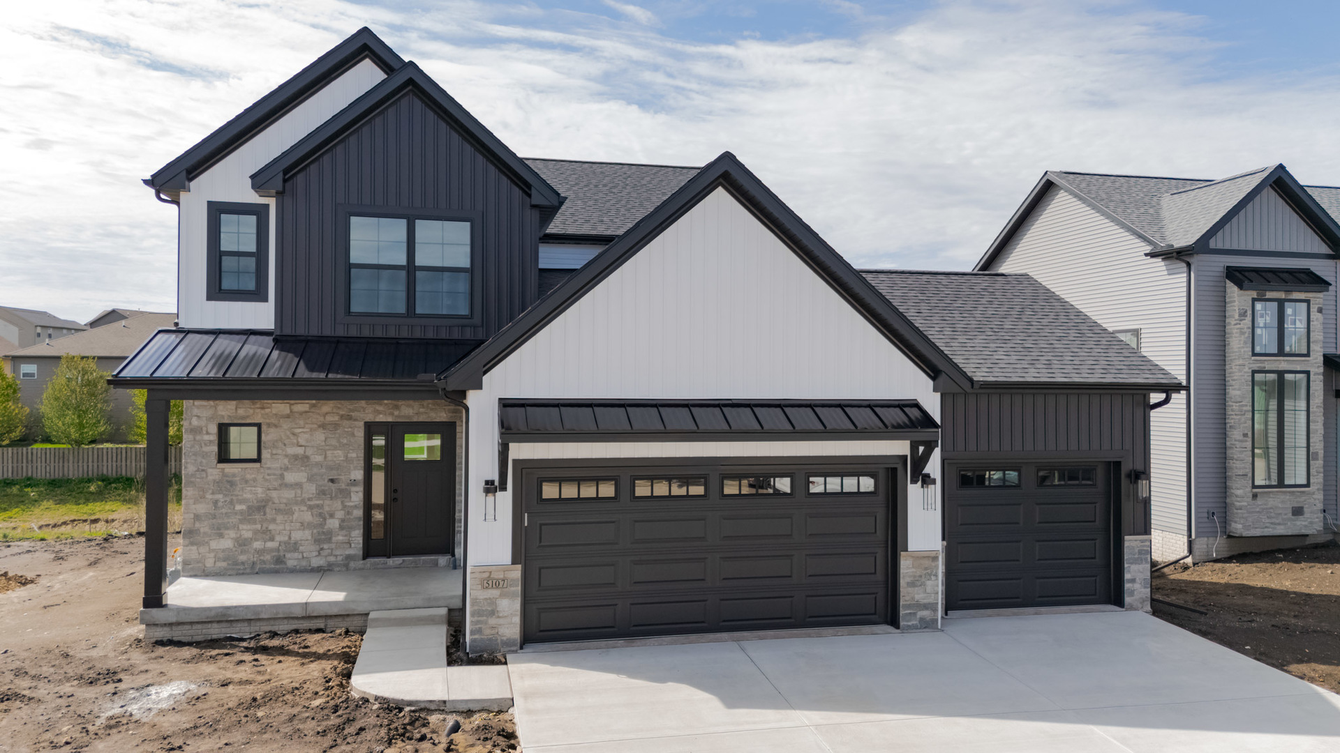 5012 Castlebar Drive Bloomington IL 61705