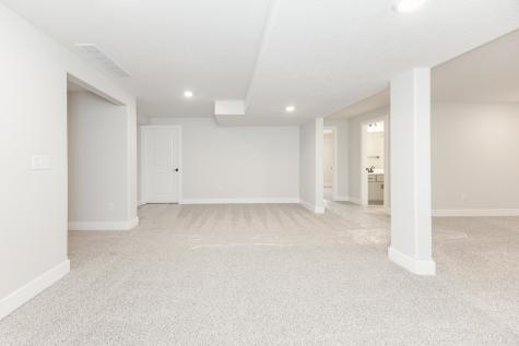 5012 Castlebar Drive Bloomington IL 61705
