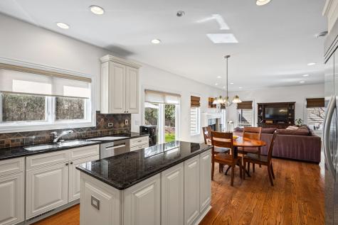 1148 Kenton Road Deerfield IL 60015