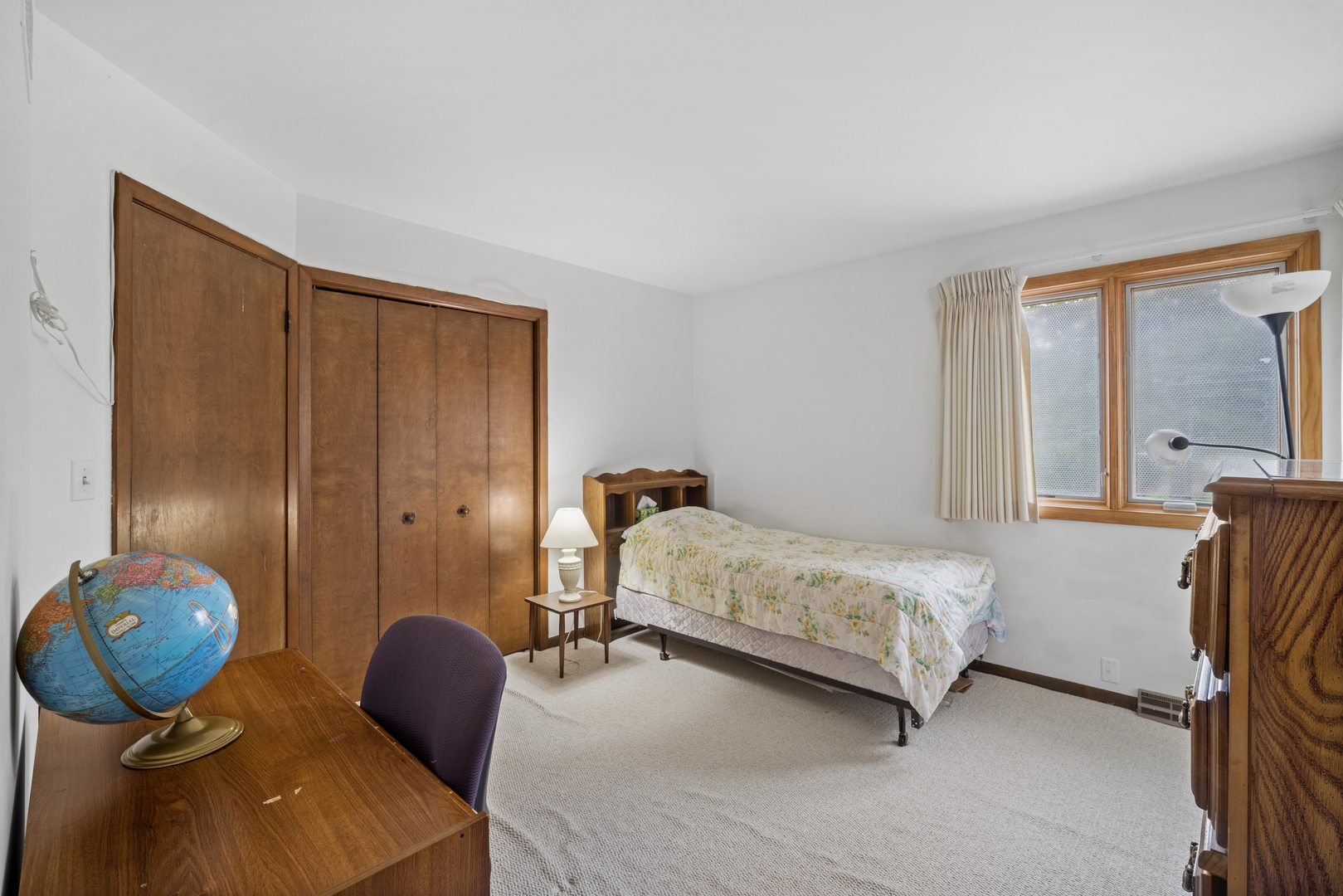 484 Springhill Drive Roselle IL 60172