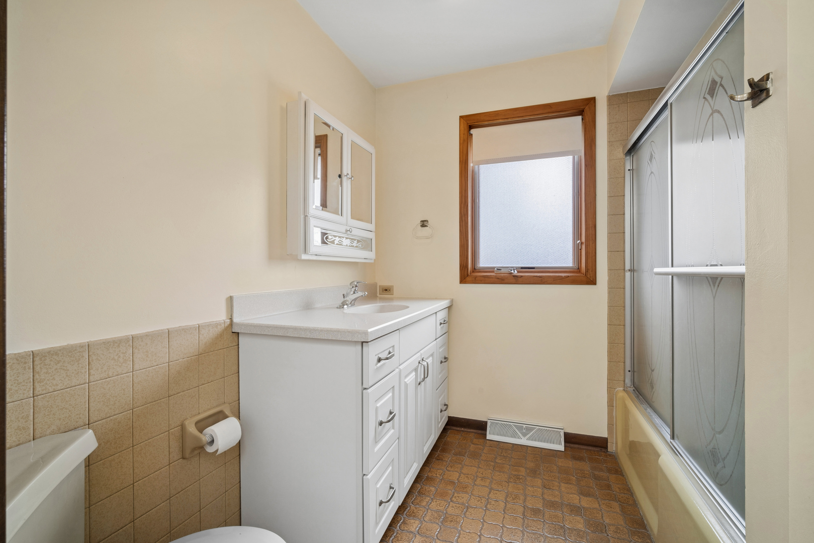 484 Springhill Drive Roselle IL 60172