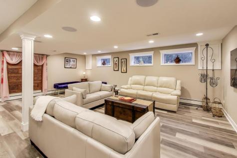 11515 Burr Oak Lane Burr Ridge IL 60527