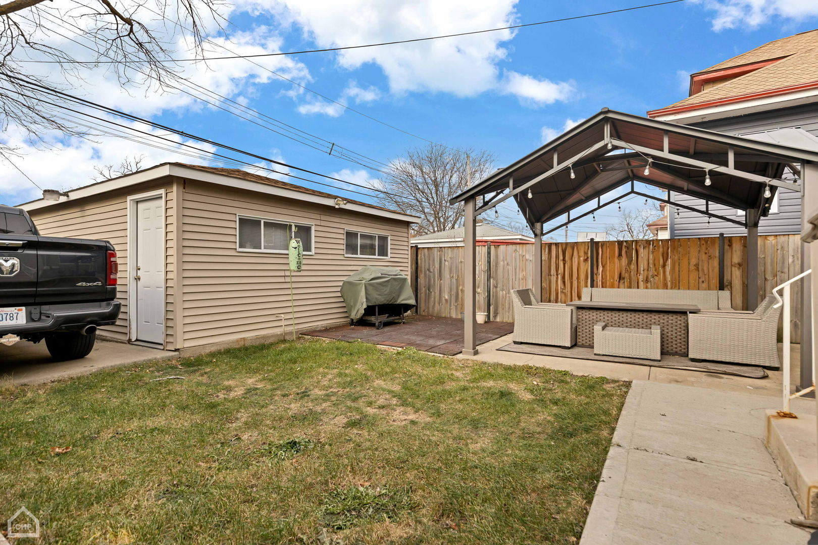 9320 South Racine Avenue Chicago IL 60620