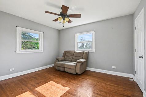 148 Blackhawk Drive Park Forest IL 60466
