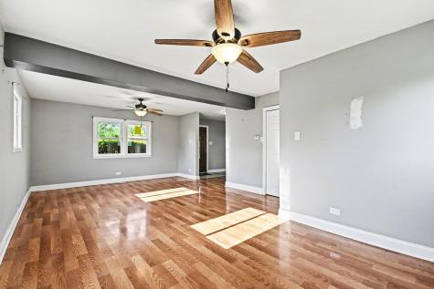 148 Blackhawk Drive Park Forest IL 60466