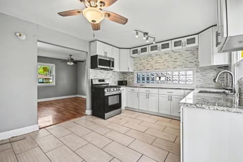 148 Blackhawk Drive Park Forest IL 60466