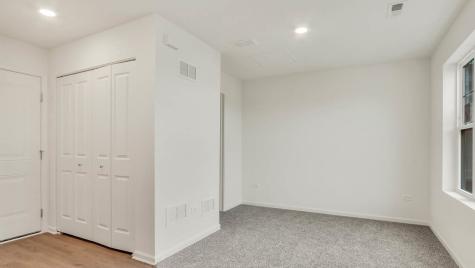 416 Lakeshore Court St. Charles IL 60174