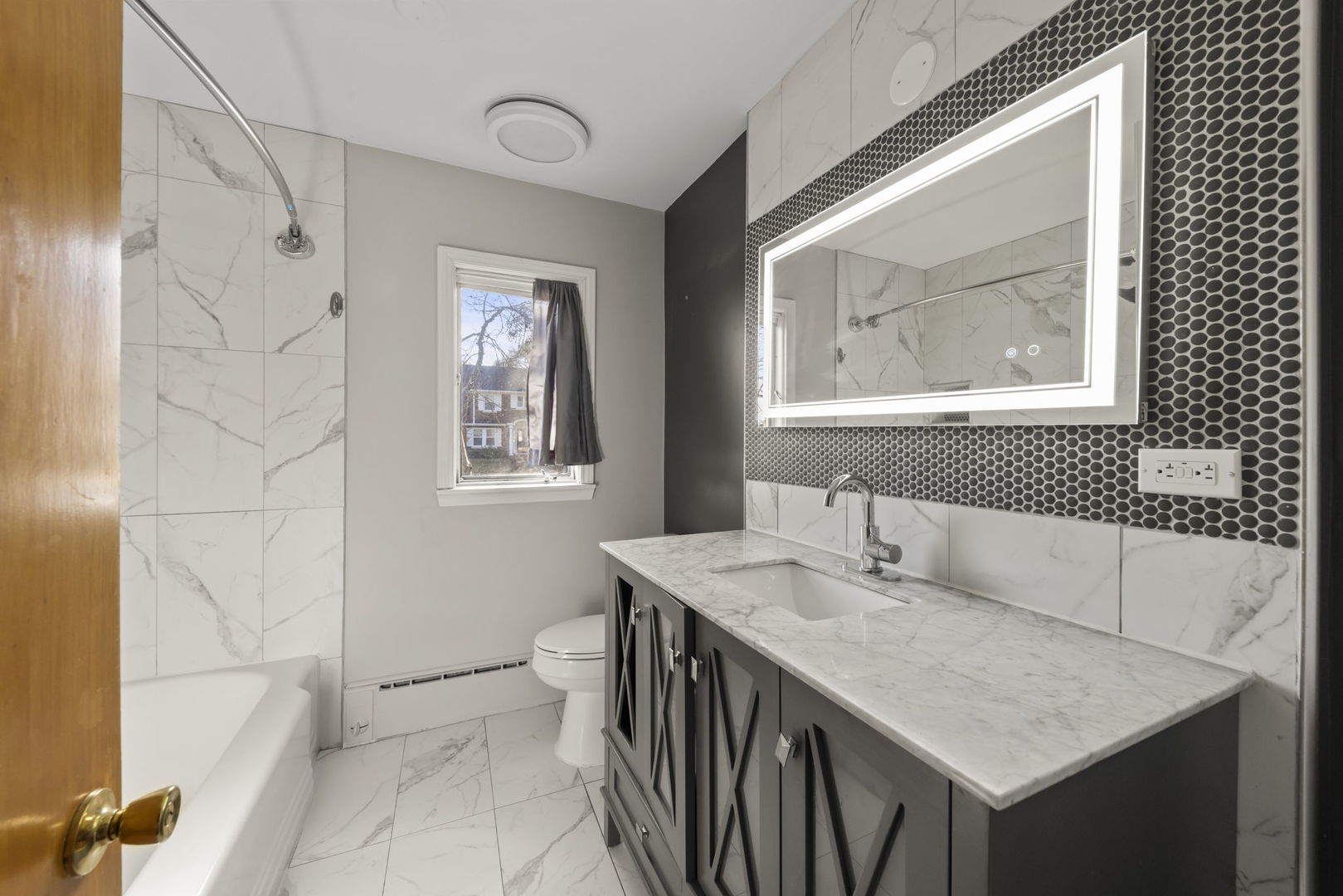 175 South Harrison Avenue Aurora IL 60506