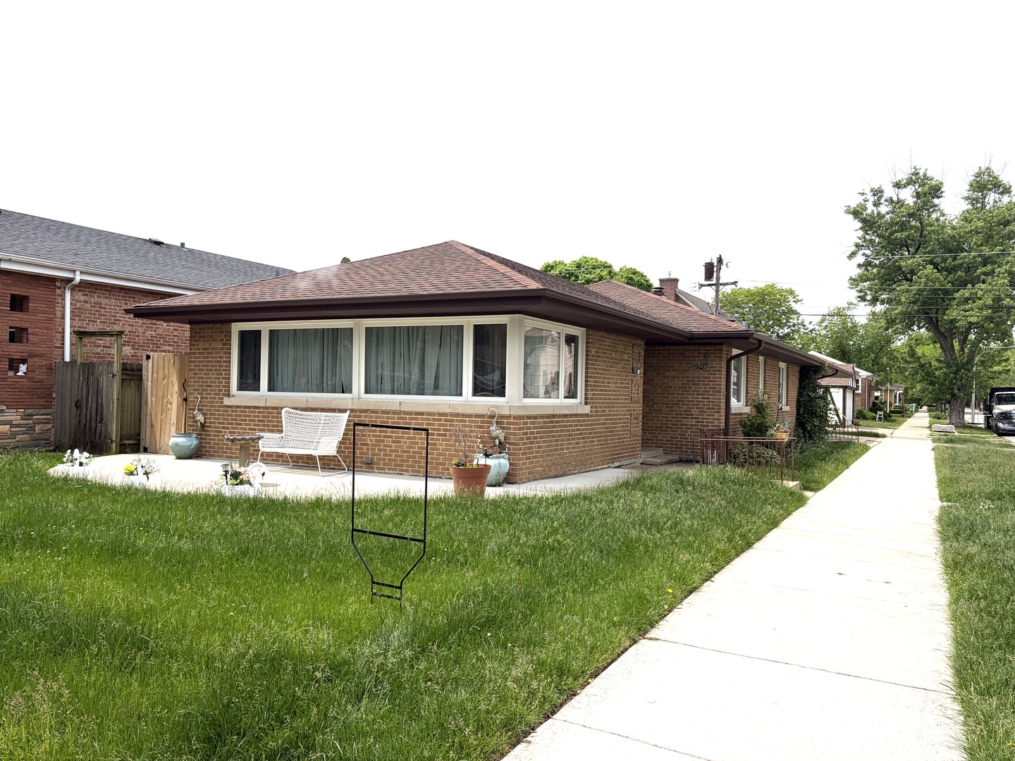 6250 North Kedvale Avenue Chicago IL 60646