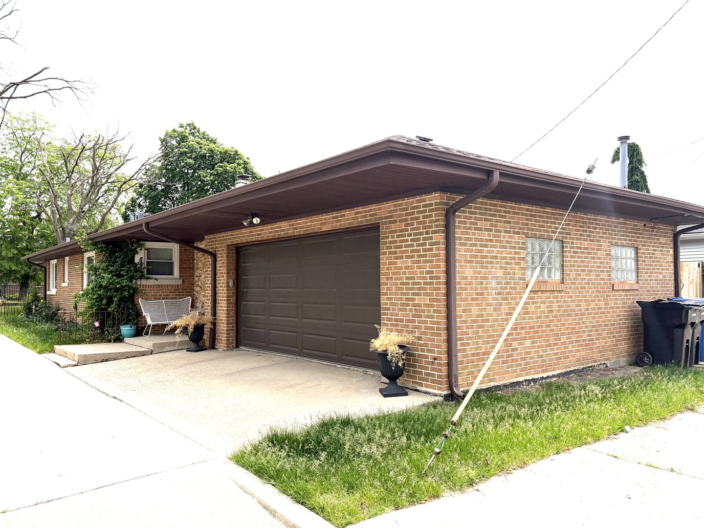6250 North Kedvale Avenue Chicago IL 60646