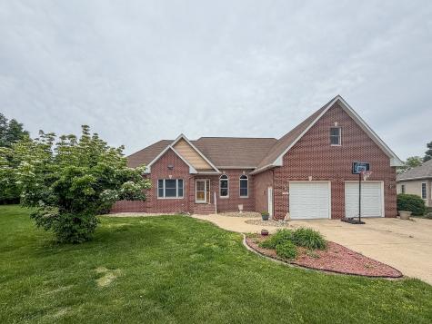 1511 River Bluff Court Mahomet IL 61853