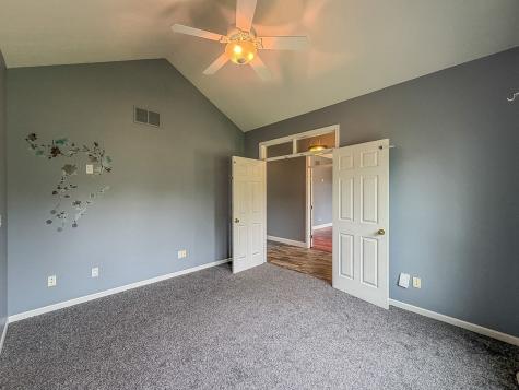 1511 River Bluff Court Mahomet IL 61853