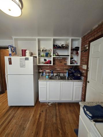 102 East 150th Street Harvey IL 60426