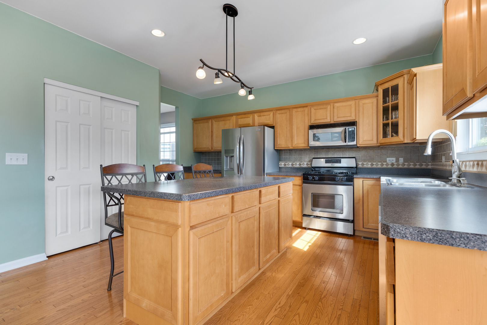 10631 Oregon Trail Huntley IL 60142