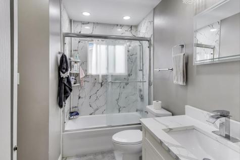 3651 177TH Street Country Club Hills IL 60478