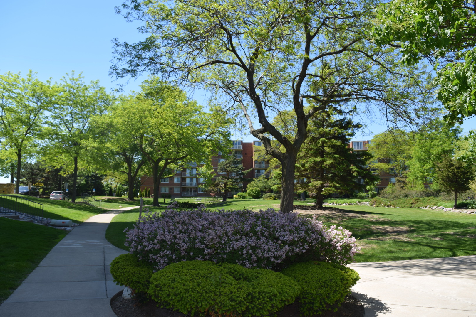 2222 South Stewart Avenue Lombard IL 60148