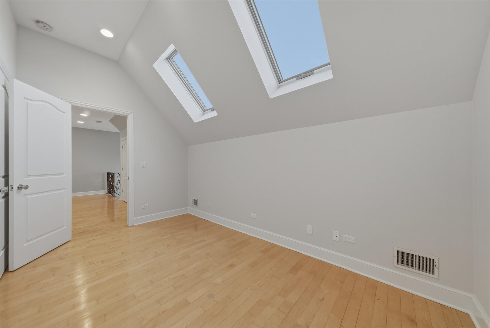 11361 West Plainfield Road Indian Head Park IL 60525