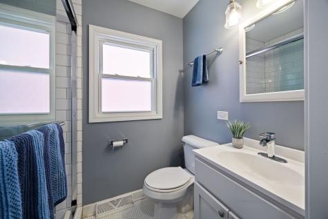 107 Hillside Court Fox Lake IL 60020