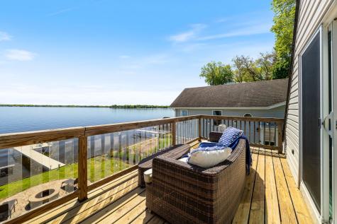 107 Hillside Court Fox Lake IL 60020