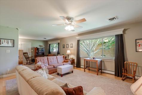 607 North Mill Street Leroy IL 61752