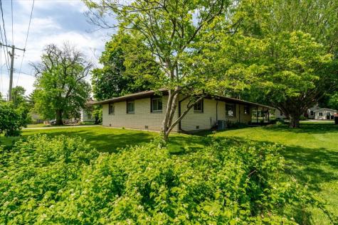 607 North Mill Street Leroy IL 61752