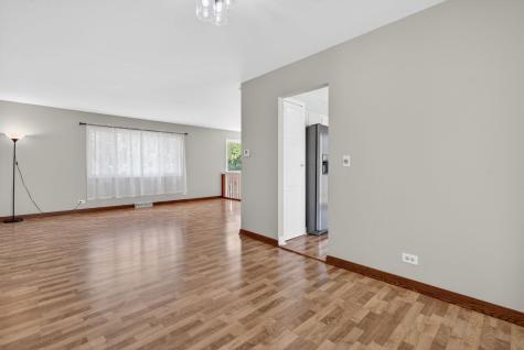 418 Charlestown Drive Bolingbrook IL 60440
