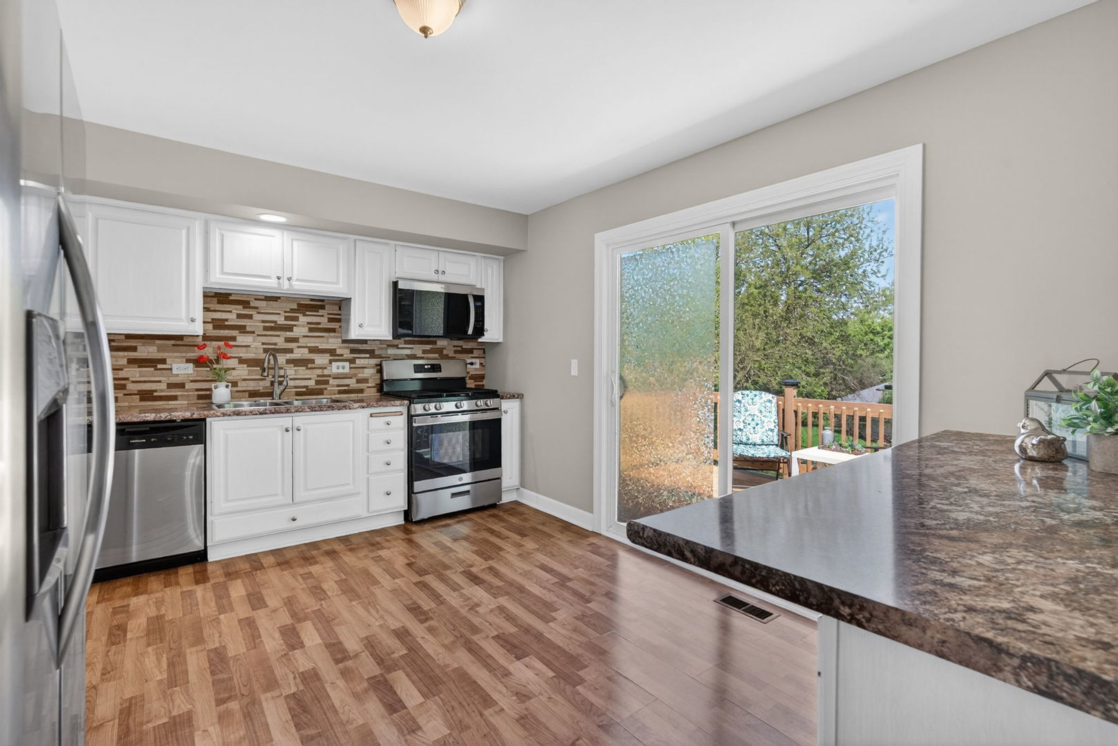 418 Charlestown Drive Bolingbrook IL 60440
