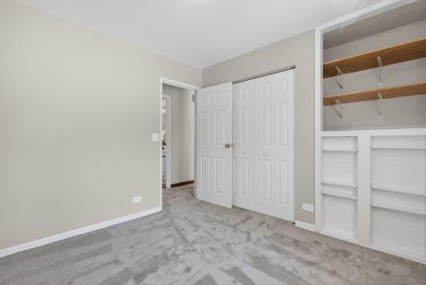 418 Charlestown Drive Bolingbrook IL 60440