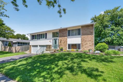 418 Charlestown Drive Bolingbrook IL 60440