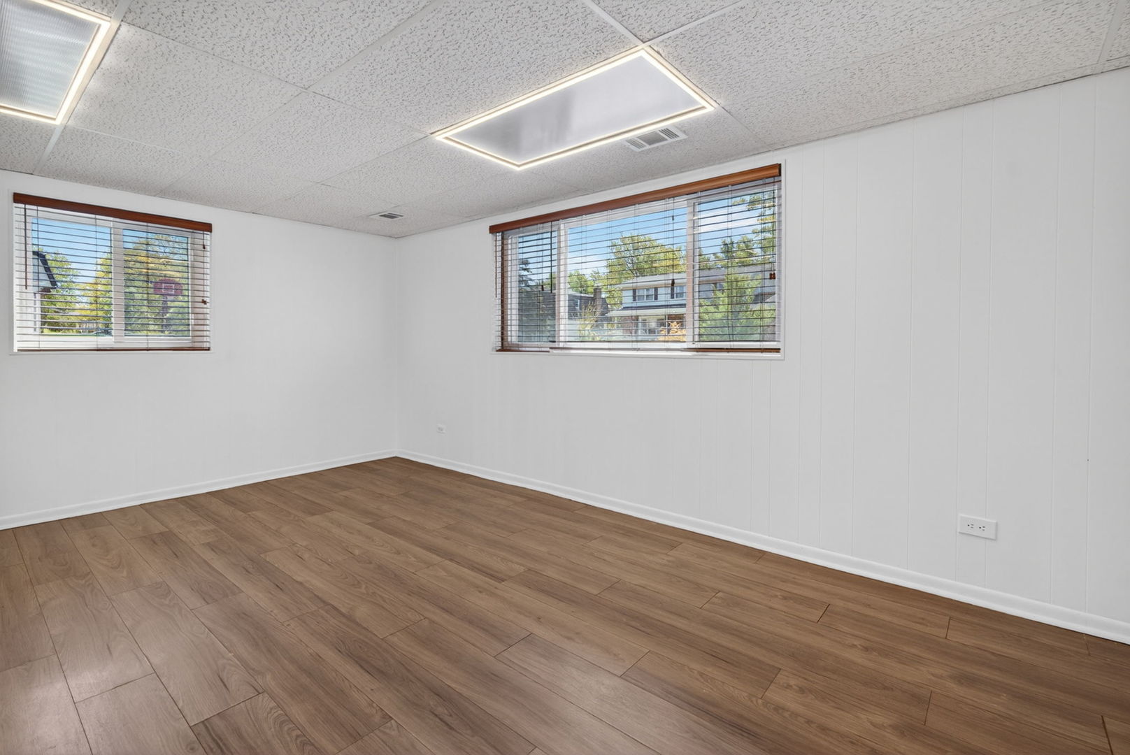 418 Charlestown Drive Bolingbrook IL 60440