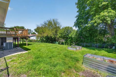 418 Charlestown Drive Bolingbrook IL 60440