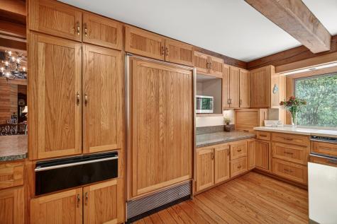 27250 North Meadowoods Lane Mettawa IL 60048