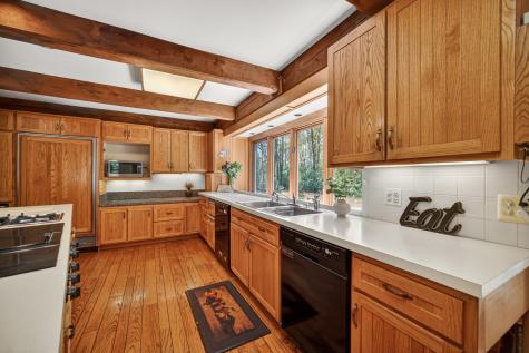 27250 North Meadowoods Lane Mettawa IL 60048
