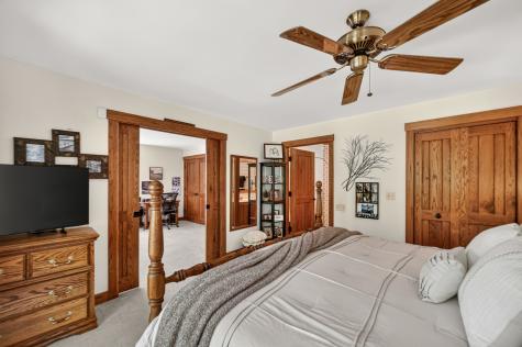 27250 North Meadowoods Lane Mettawa IL 60048