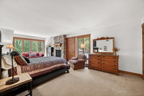 27250 North Meadowoods Lane Mettawa IL 60048