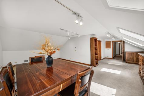 27250 North Meadowoods Lane Mettawa IL 60048