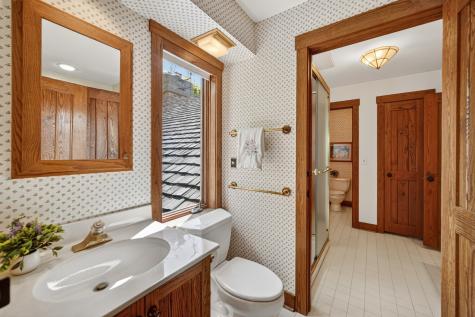27250 North Meadowoods Lane Mettawa IL 60048