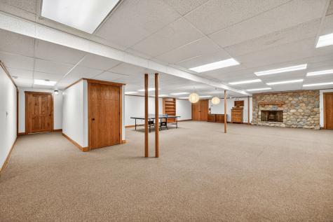 27250 North Meadowoods Lane Mettawa IL 60048