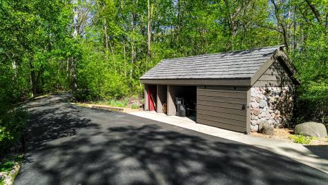 27250 North Meadowoods Lane Mettawa IL 60048