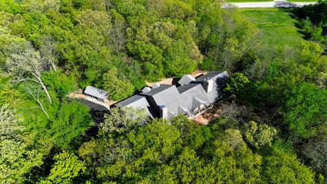 27250 North Meadowoods Lane Mettawa IL 60048