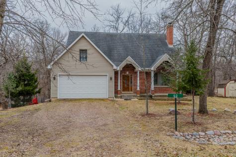 60 Fair Oaks Drive Putnam IL 61560