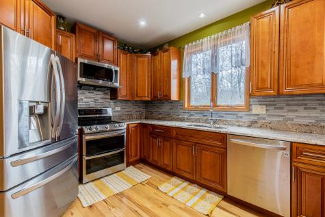 60 Fair Oaks Drive Putnam IL 61560