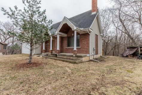 60 Fair Oaks Drive Putnam IL 61560