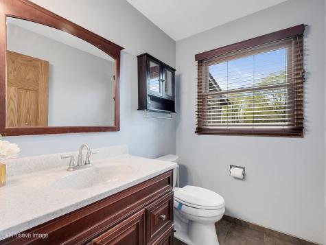 612 Stuart Drive Carol Stream IL 60188