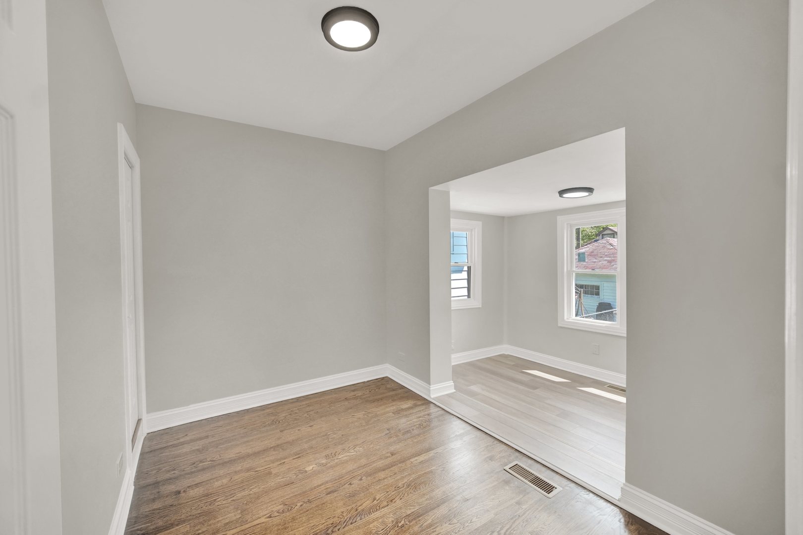 7707 South Ridgeland Avenue Chicago IL 60649