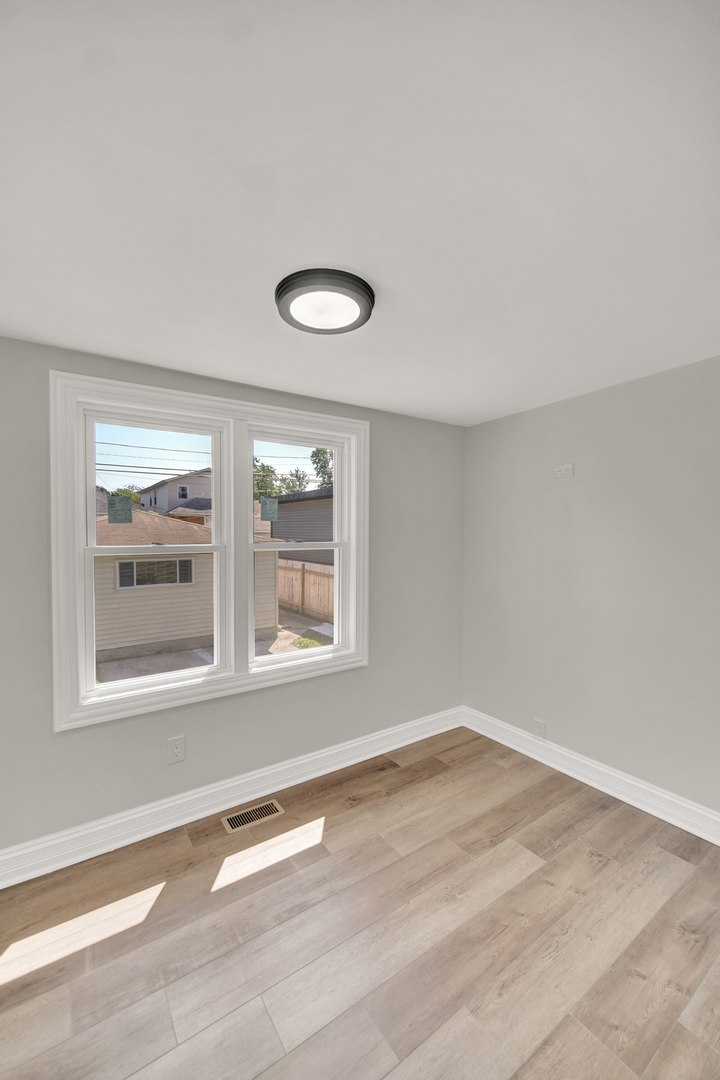 7707 South Ridgeland Avenue Chicago IL 60649