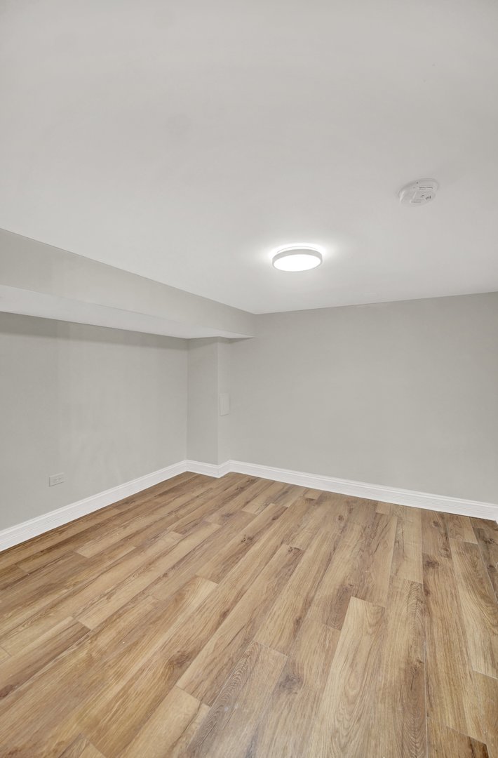 7707 South Ridgeland Avenue Chicago IL 60649