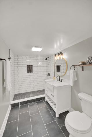 7707 South Ridgeland Avenue Chicago IL 60649